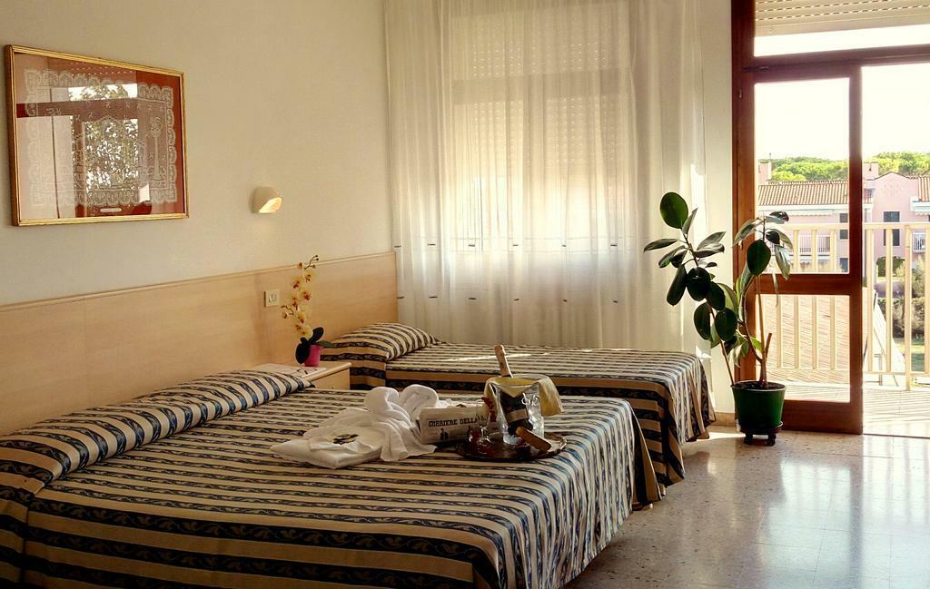 לידו די ג'סולו Centro Vacanze Cavallino Opera Nascimbeni מראה חיצוני תמונה